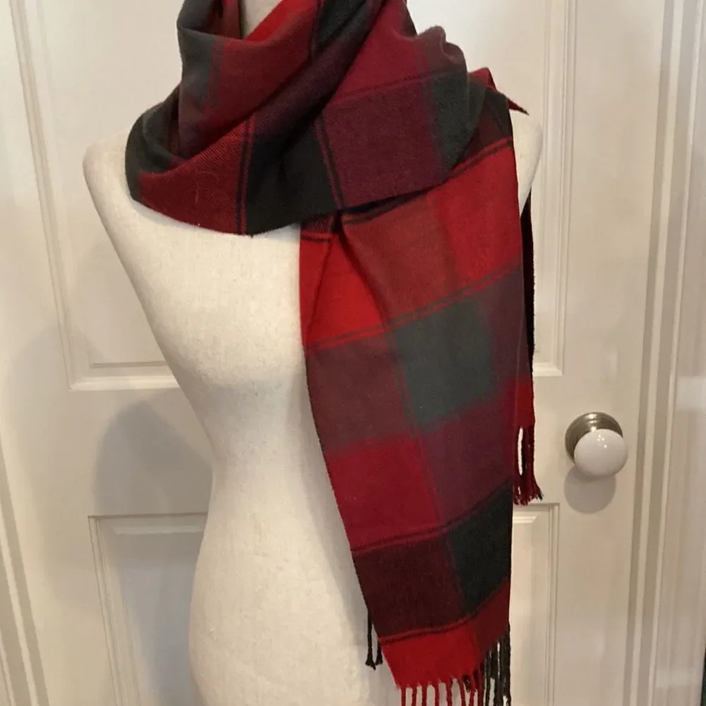 Red and green plaid hundred percent cashmere scarf made in Scotland